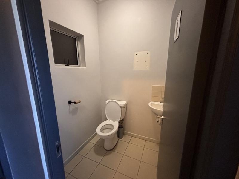 To Let Commercial Property for Rent in Northgate Island Western Cape